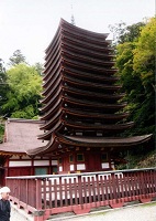 談山神社　十三重塔の写真