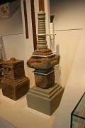 香川県天霧石産の宝篋印塔（資料館）